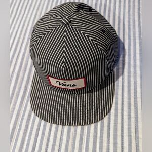 Vans trucker hat